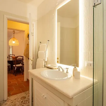 Gioia Tranquil Hideaway Villa *
