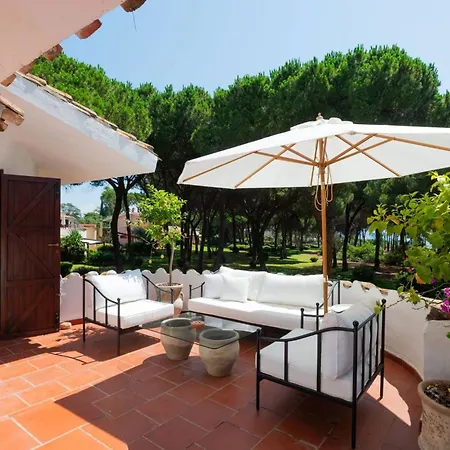 Gioia Tranquil Hideaway Villa *