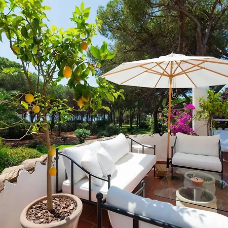 Gioia Tranquil Hideaway Villa *